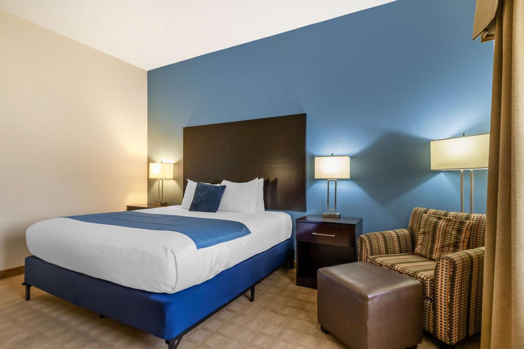 Best Western Plus Lytle Inn And Suites Eksteriør bilde